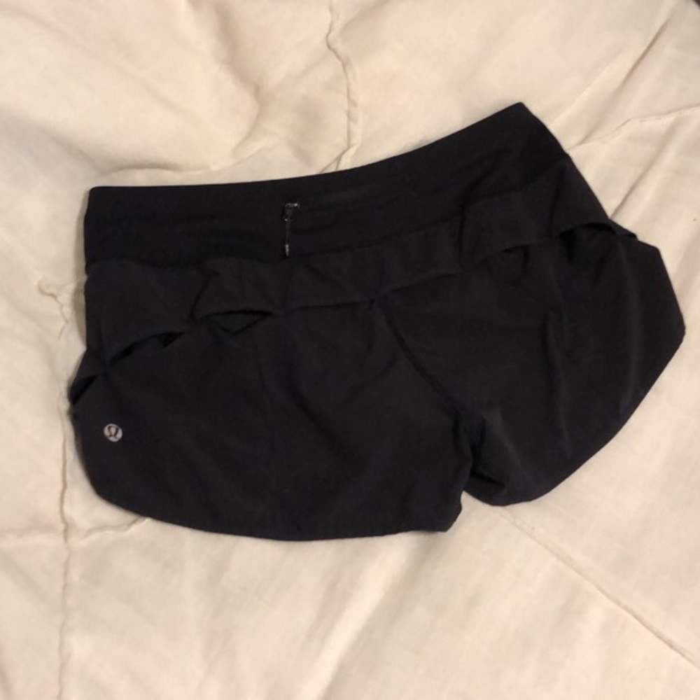 Lululemon speed up short